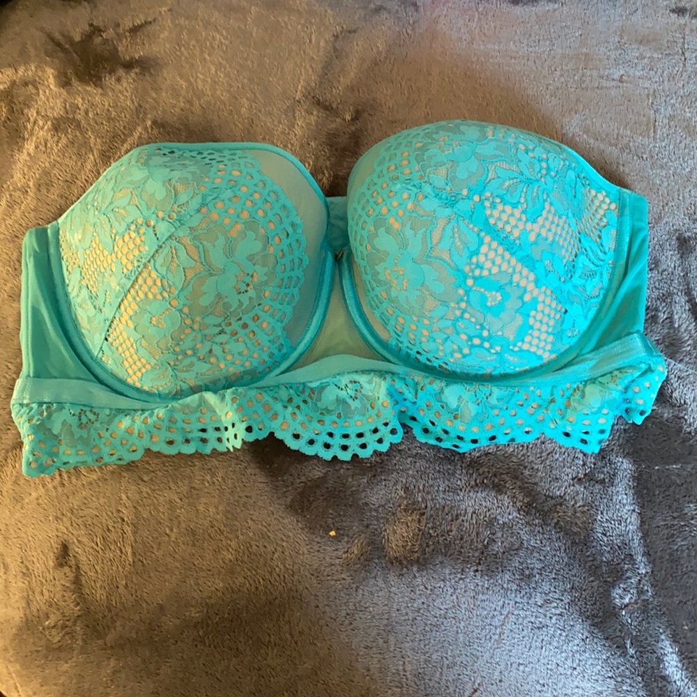 Plus size cacique 42DD